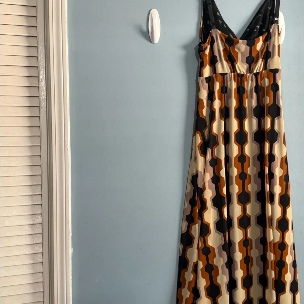 CAbi Brown and Black Geometric Maxi Dress Reversible Dress - Picture 7 of 16
